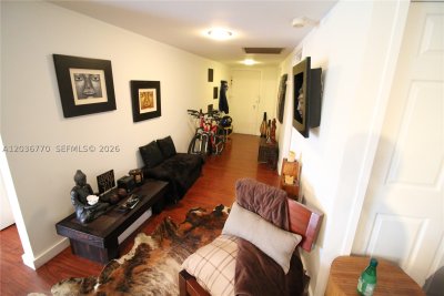 Aluguel de apartamento no King Cole 215