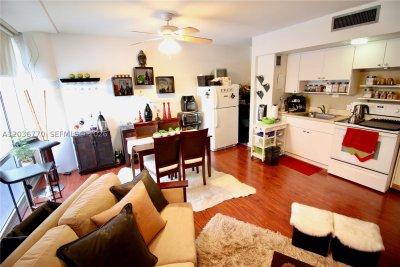 Aluguel de apartamento no King Cole 215