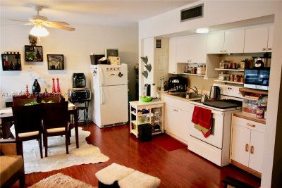 Aluguel de apartamento no King Cole 215