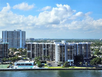 Comprar apartamento en Alexander Towers 705