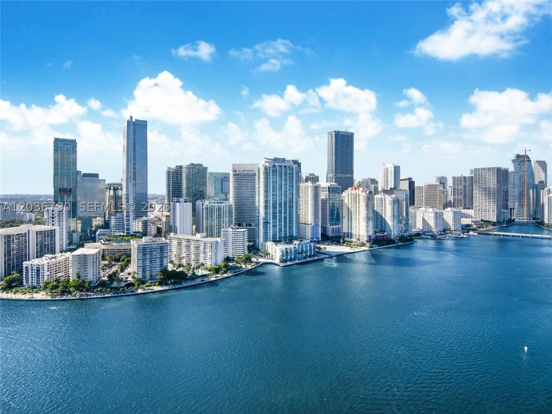 Apartment for rent at Brickell House Condo 1003