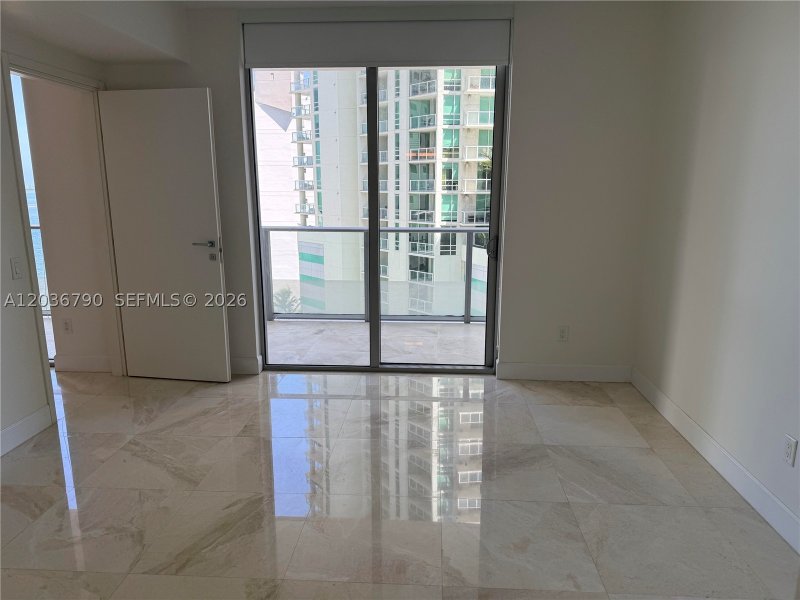 Apartment for rent at Brickell House Condo 1003