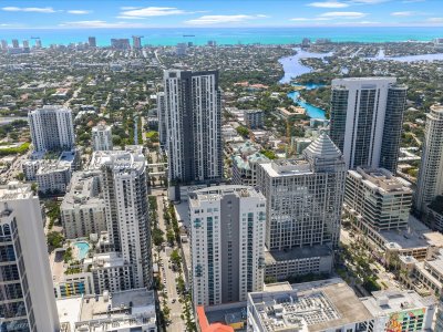 Comprar apartamento en 350 Las Olas Place 980