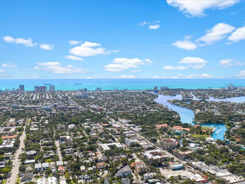 Condo for sale at 350 Las Olas Place 980