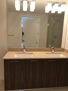 Alquiler de apartamento en 5300 Paseo 703