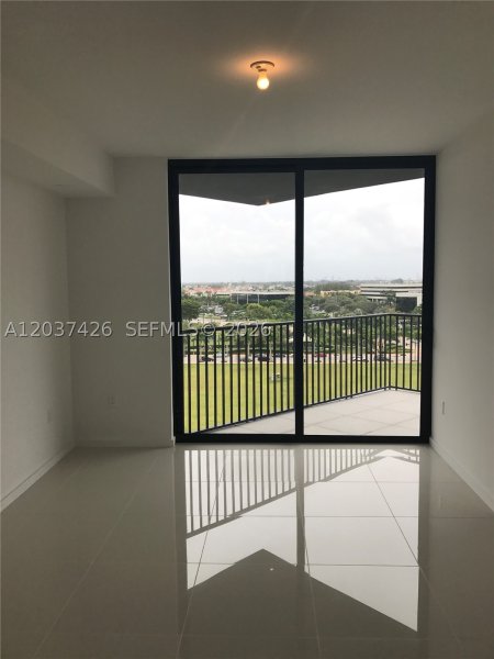 Alquiler de apartamento en 5300 Paseo 703