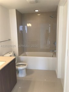 Alquiler de apartamento en 5300 Paseo 703