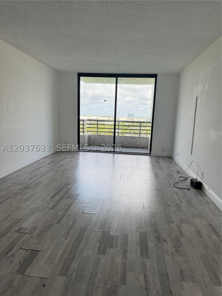 Comprar apartamento en Parc Central Aventura 1001