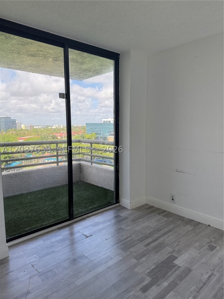Comprar apartamento en Parc Central Aventura 1001