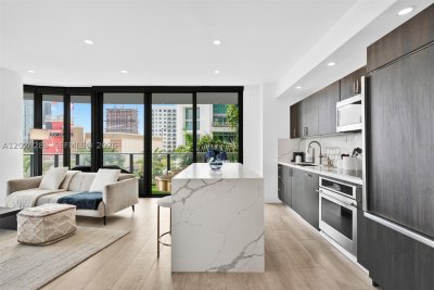 Comprar apartamento no Hyde Midtown L304
