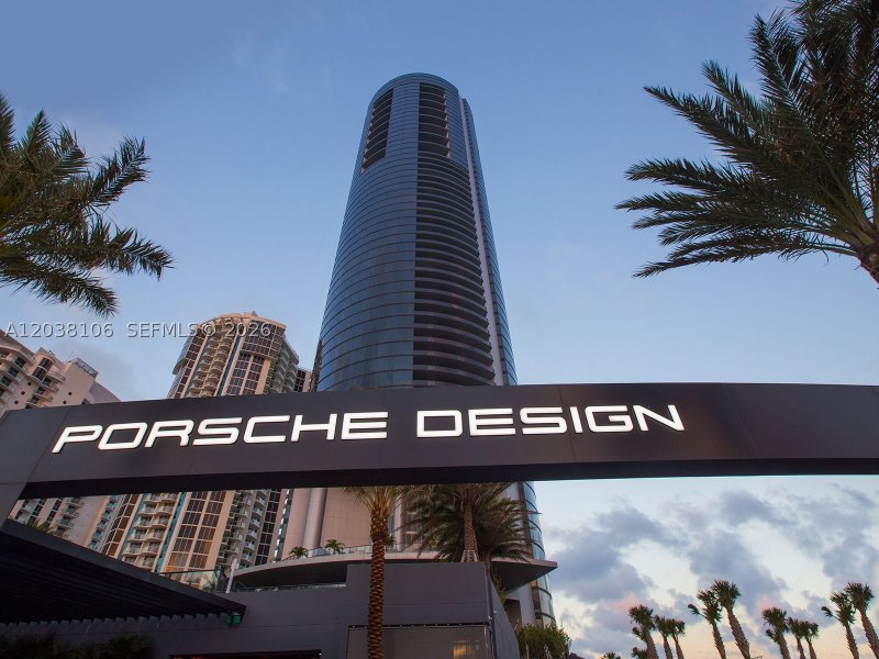 Condo for sale at Porsche Design Tower 3301