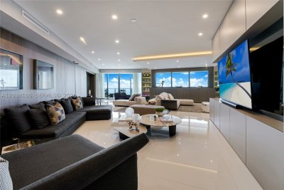 Comprar apartamento no Porsche Design Tower 3301