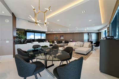 Comprar apartamento no Porsche Design Tower 3301