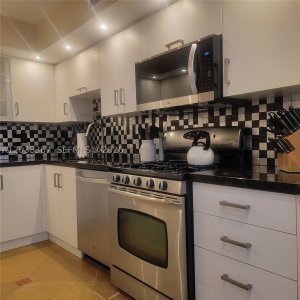 Aluguel de apartamento no Parker Plaza Estates 1718