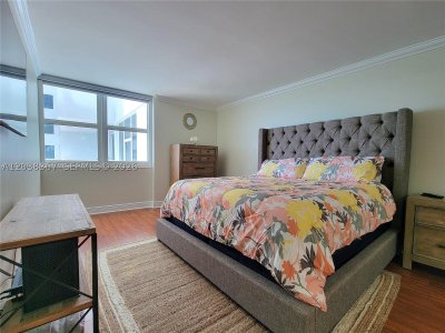 Aluguel de apartamento no Parker Plaza Estates 1718