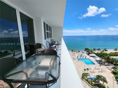 Aluguel de apartamento no Parker Plaza Estates 1718