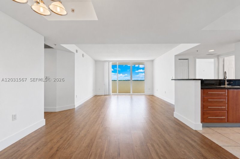 Comprar apartamento en Gables Marquis 802