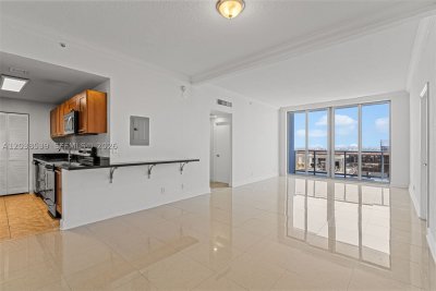 401 Blu Apt #PH101