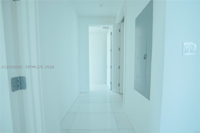 Comprar apartamento no Una Residences at Brickell 2703