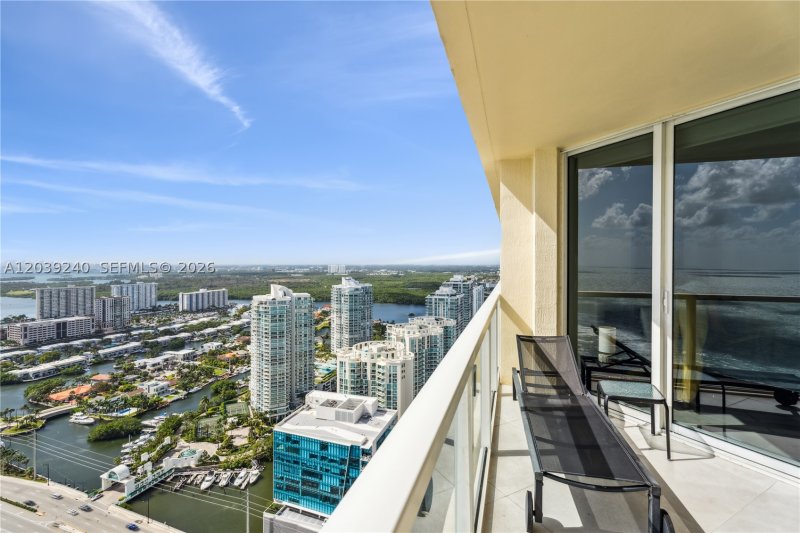 Comprar apartamento no La Perla 4110