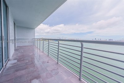 Alquiler de apartamento en One Miami West Tower 1009