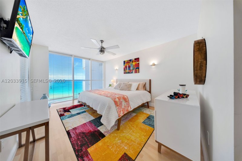 Apartment for rent at La Gorce Palace 1708