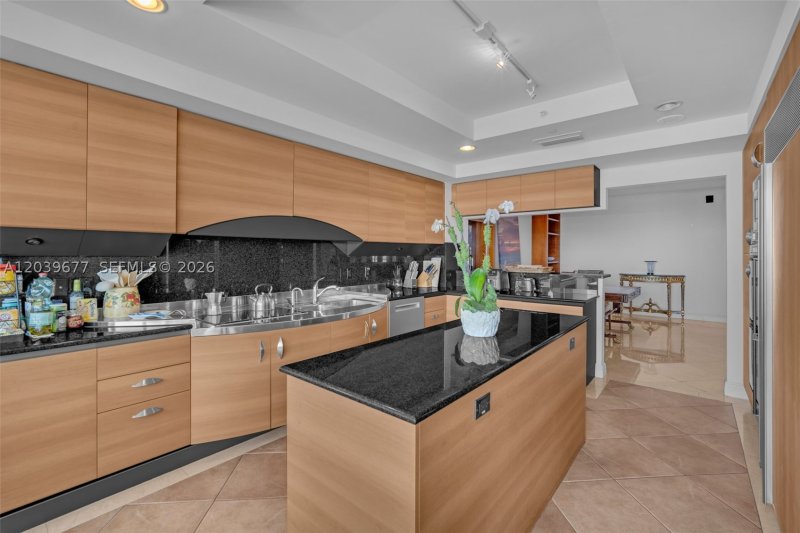 Comprar apartamento en Porto Vita 2204