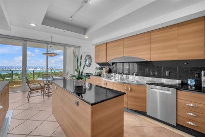 Comprar apartamento en Porto Vita 2204