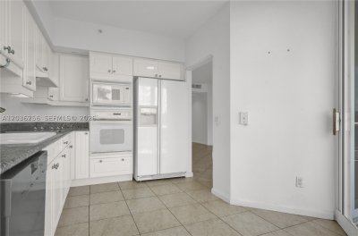 Comprar apartamento no Blue Diamond Condo 506