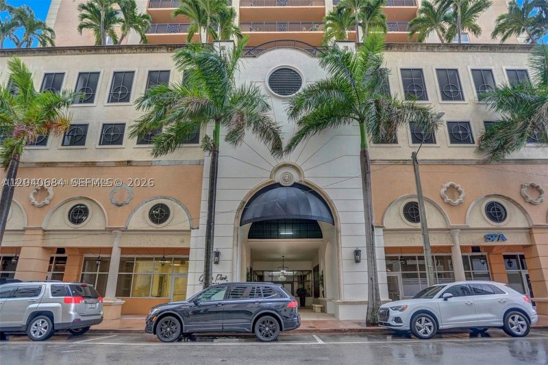 Apartment for rent at Gables Park Tower 703