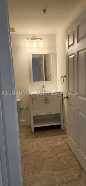 Apartment for rent at Gables Park Tower 703