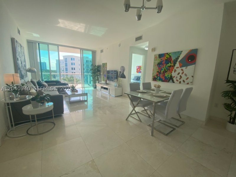 Apartment for rent at Atrium Aventura 2-709