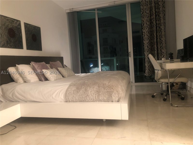 Apartment for rent at Atrium Aventura 2-709
