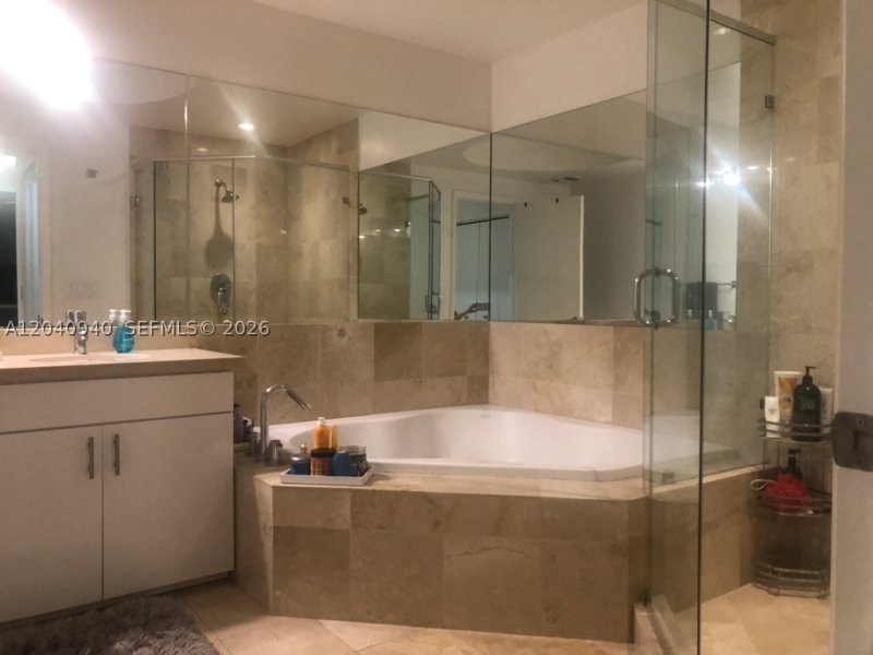 Apartment for rent at Atrium Aventura 2-709