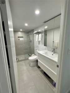 Alquiler de apartamento en Brickell Place III A1411