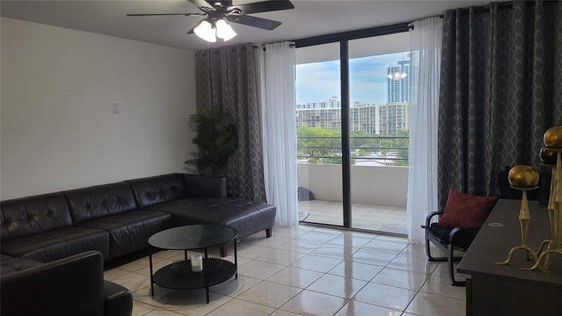 Apartment for rent at Olympus Condo 802