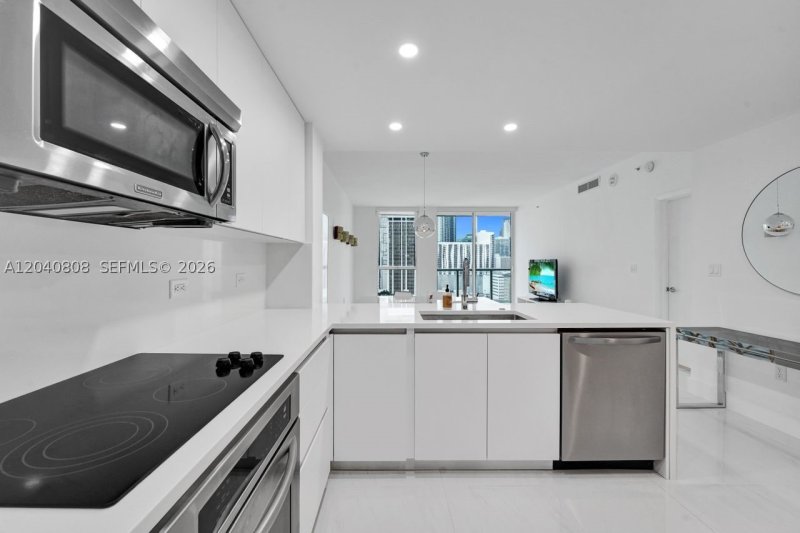 Apartment for rent at Vizcayne Everglades On The Bay 2005