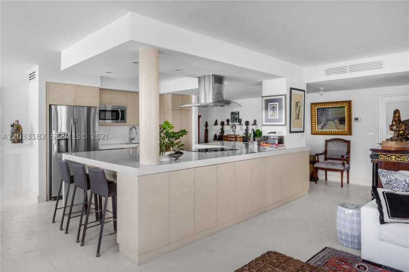 Condo for sale at Island House 409