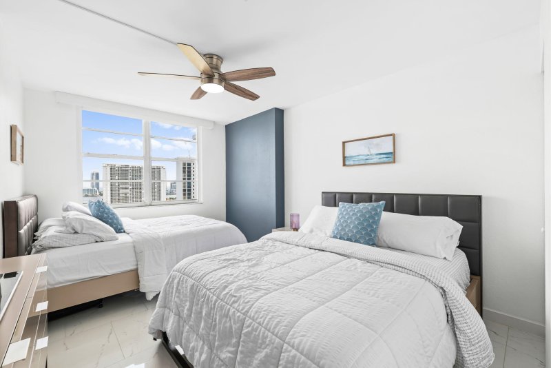 Condo for sale at Admirals Port Condos 2117