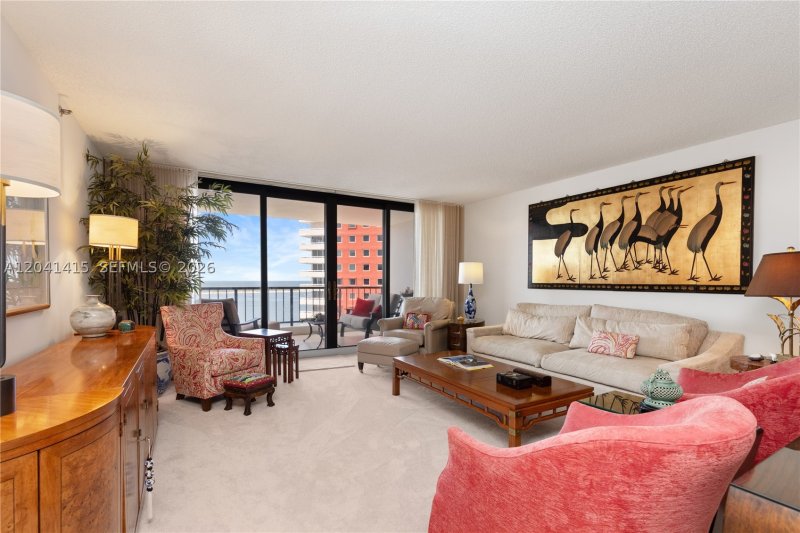 Comprar apartamento en Villa Regina 903