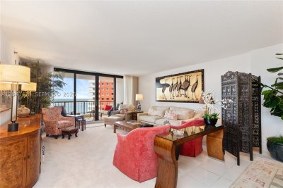 Comprar apartamento en Villa Regina 903