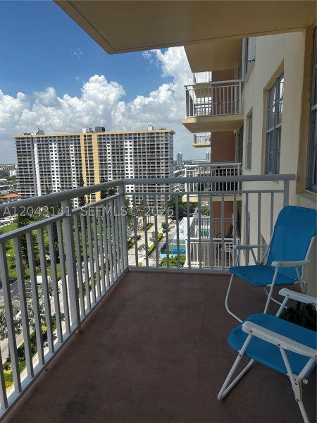 Alquiler de apartamento en Winston Towers 1607