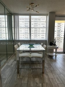 Alquiler de apartamento en Winston Towers 1607