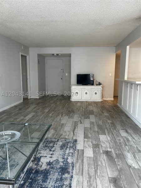 Alquiler de apartamento en Winston Towers 1607