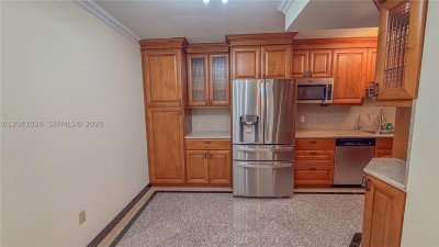 Property photo # 8