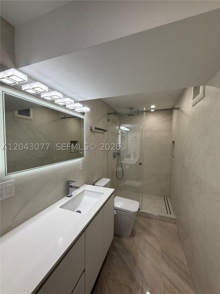 Condo for sale at Plaza Towers South PH5