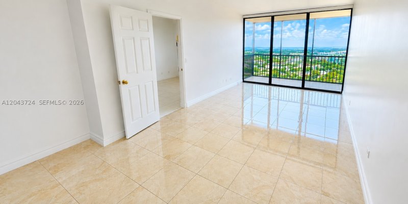 Condo for sale at Coronado I 2210