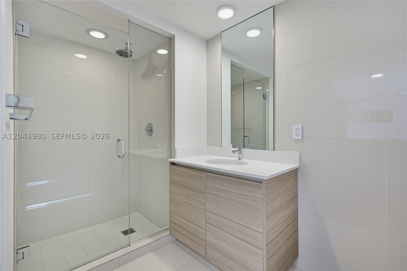 Condo for sale at Hyde Midtown PH3206