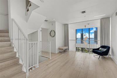 Comprar apartamento no Hyde Midtown PH3206