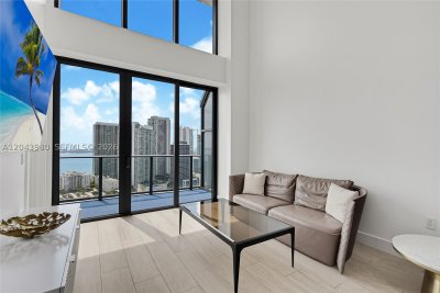 Comprar apartamento no Hyde Midtown PH3206